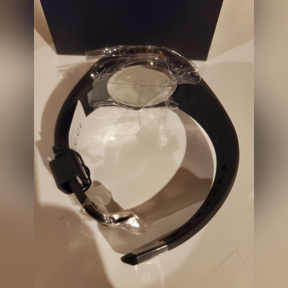 Gucci Sync Watch - Picture 4 of 8